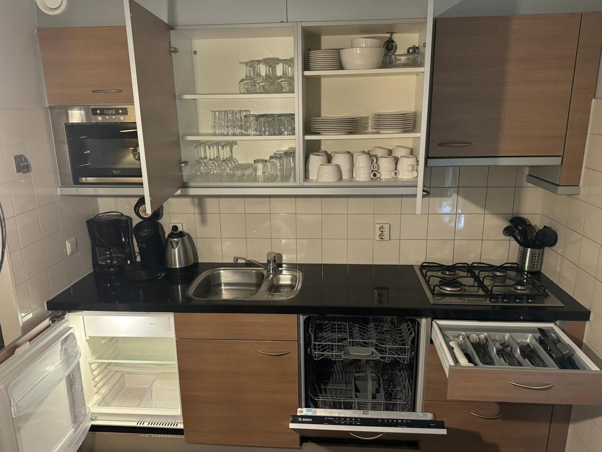Luxury Apartments Near The Beach And Downtown Centrum 8 Alicante Ngoại thất bức ảnh