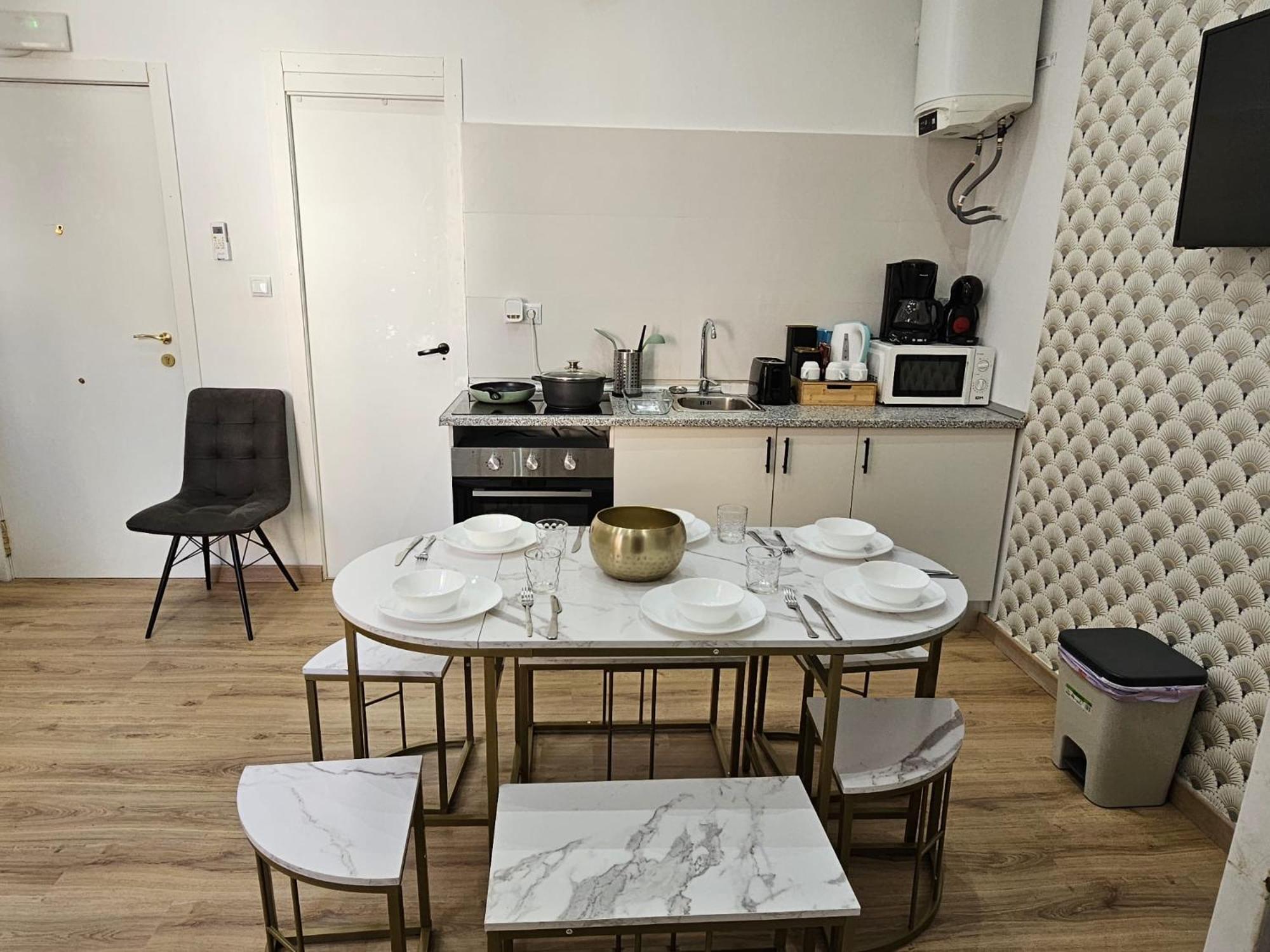 Luxury Apartments Near The Beach And Downtown Centrum 8 Alicante Ngoại thất bức ảnh