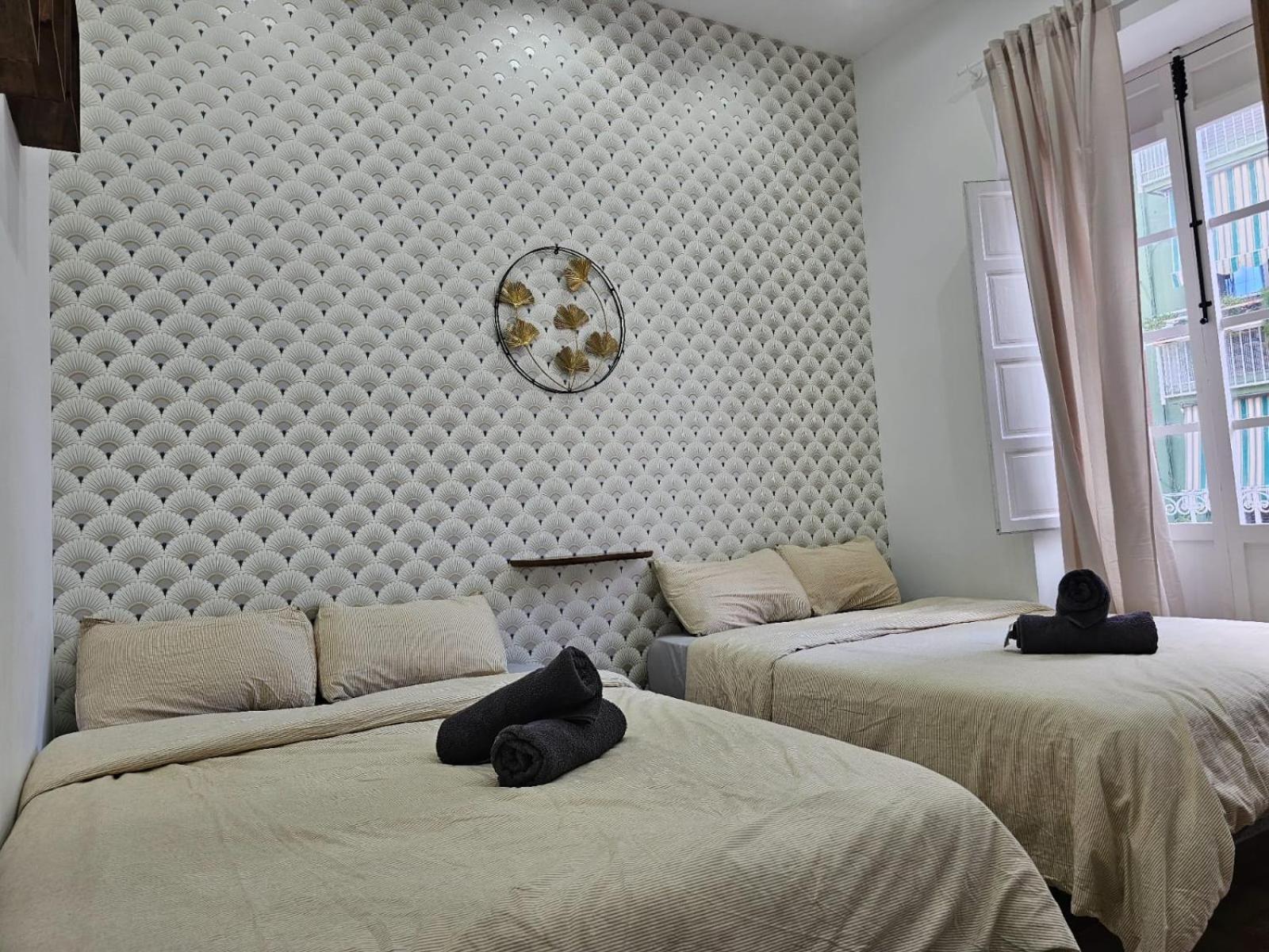 Luxury Apartments Near The Beach And Downtown Centrum 8 Alicante Ngoại thất bức ảnh