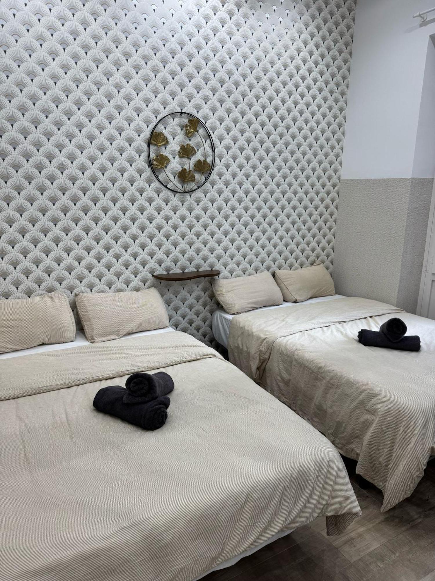 Luxury Apartments Near The Beach And Downtown Centrum 8 Alicante Ngoại thất bức ảnh