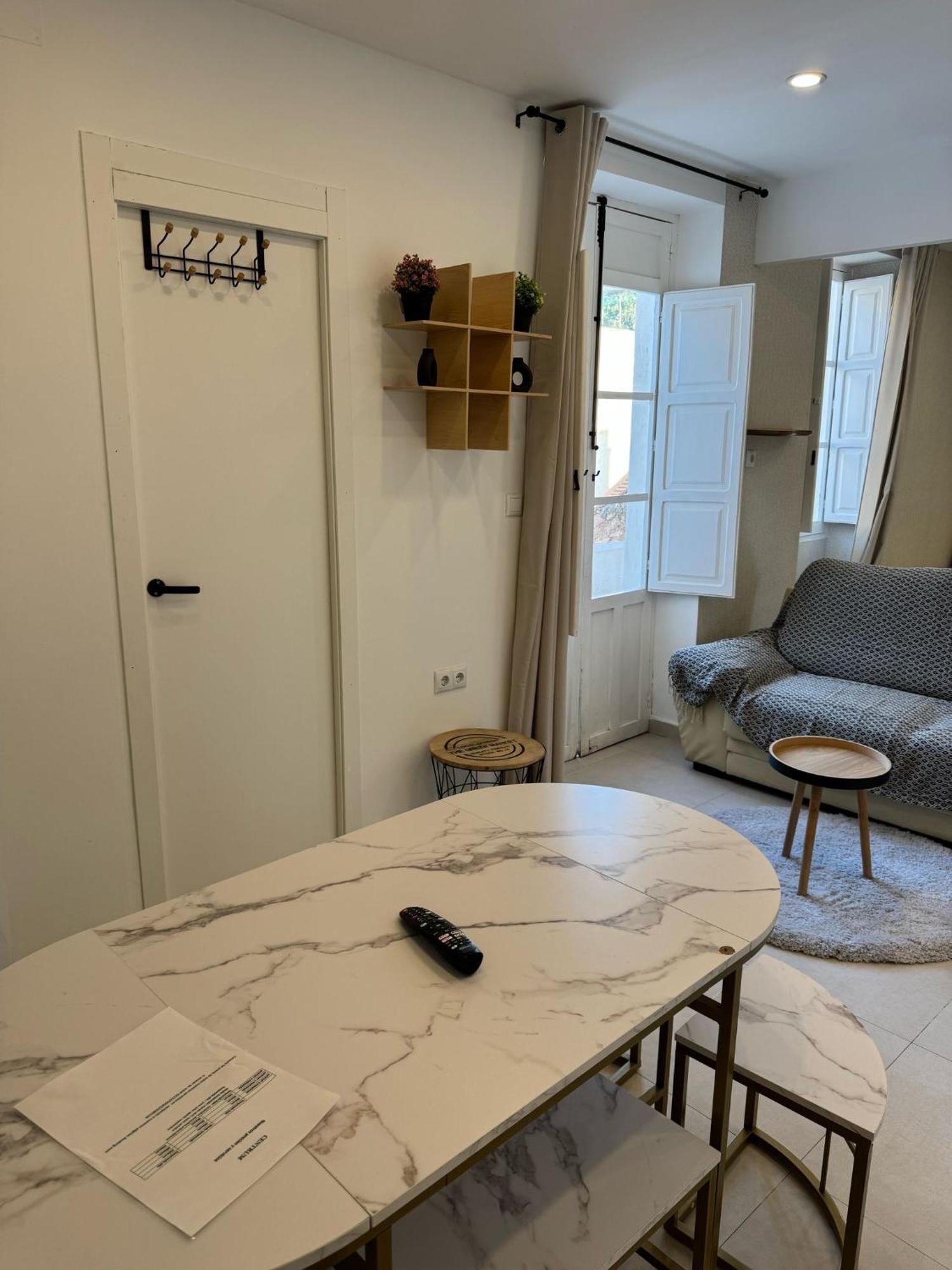 Luxury Apartments Near The Beach And Downtown Centrum 8 Alicante Ngoại thất bức ảnh