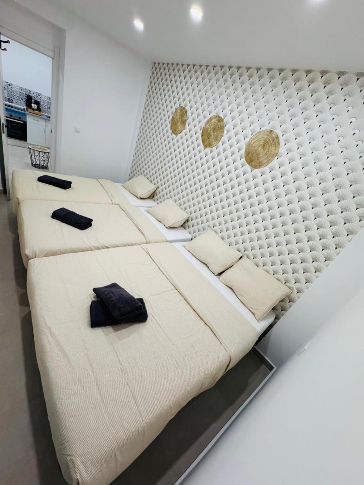 Luxury Apartments Near The Beach And Downtown Centrum 8 Alicante Ngoại thất bức ảnh